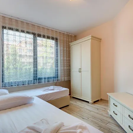 Artur Vip Club Hotel apartamentowy *