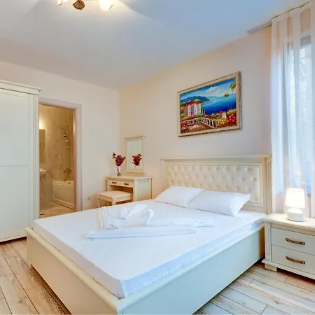 Artur Vip Club Hotel de apartamente 4*