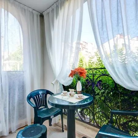 Hotel de apartamente Artur Vip Club 4*
