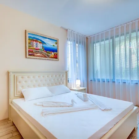 Hotel de apartamente Artur Vip Club Sveti Vlas